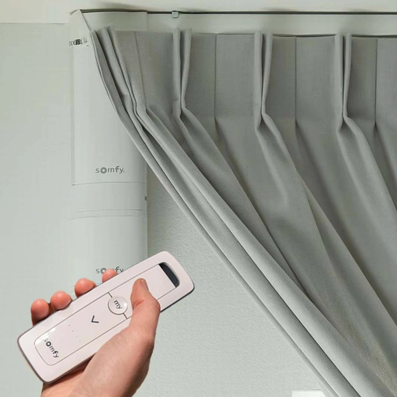Motorized Curtains (Pinch Pleat)